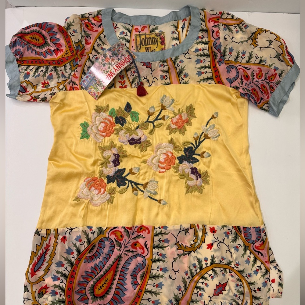 NWT Johnny Was Mistic paneled printed Tunic Top Size Small
